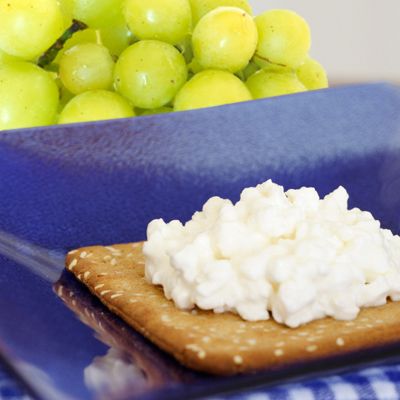 photo cracker-grapes-400x400_zps56sfayyo.jpg