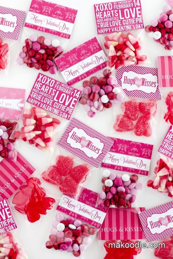  photo free-printable-valentine-treat-toppers_zpsg8ioayh7.jpg