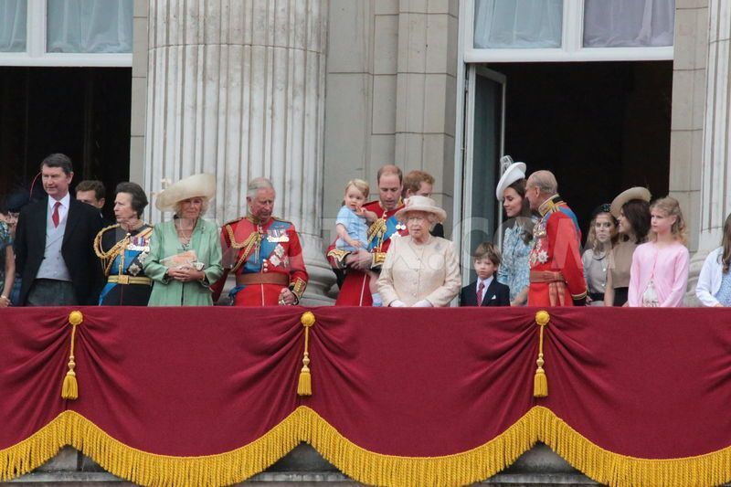  photo 1434216508-heirs-to-the-throne-trooping-the-colour-2015-in-london_7845546_zps9qnhibt4.jpg