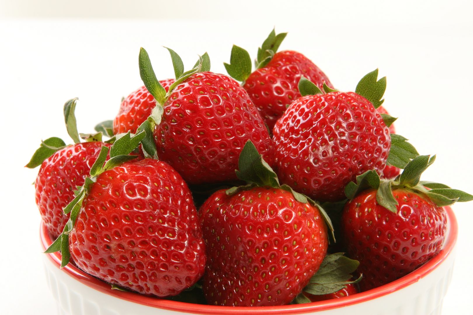  photo strawberries1_zpsgnfvp2ez.jpg