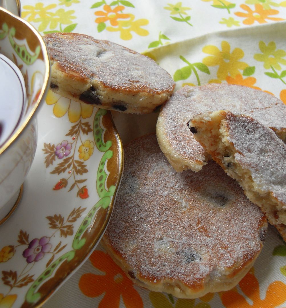 The English Kitchen: Welsh Cakes