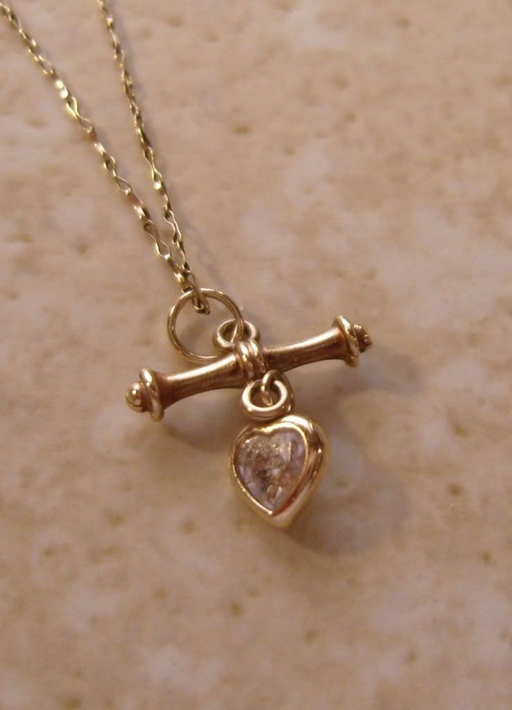  photo HeartPendant.jpg