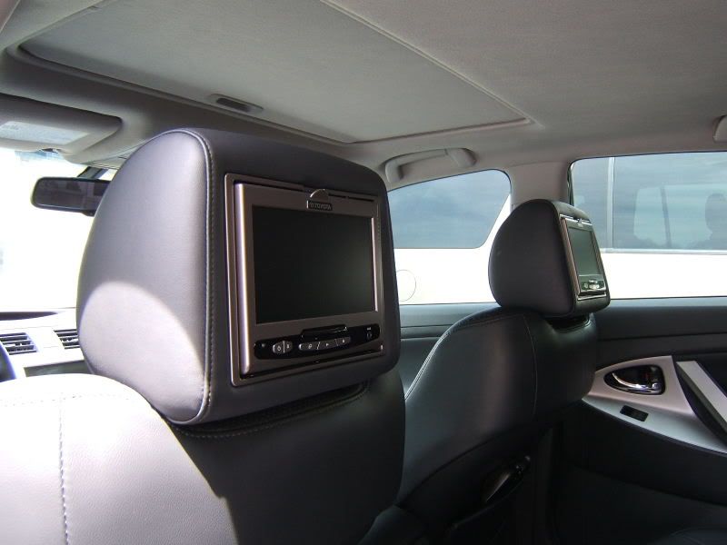 headrest dvd player for 2011 toyota camry #4