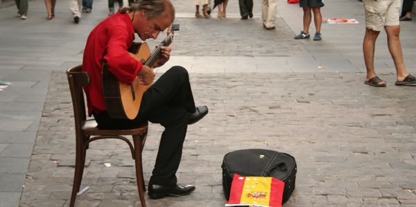 Paco de Lucia look-alike, Calle de Postas.