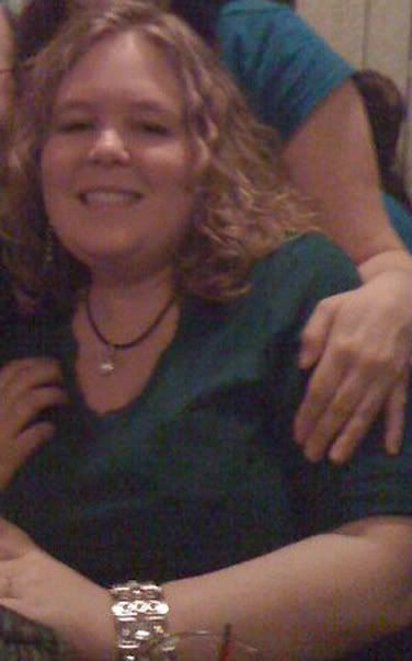 http://img.photobucket.com/albums/v511/tirachan/karaokejustme.jpg