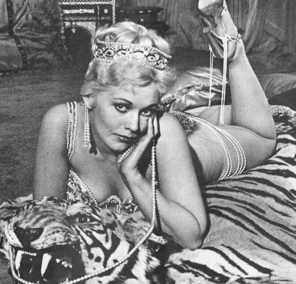 kim novak tiger Pictures, Images and Photos