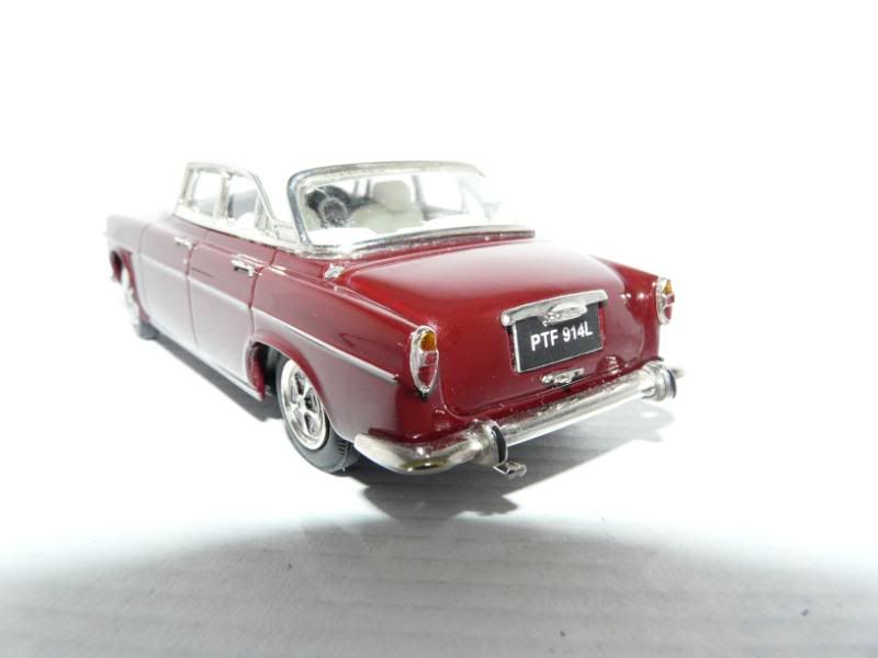 Kenna Models Rover P5B coupe