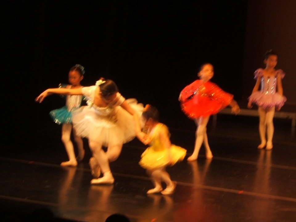 Image hosted by Photobucket.com