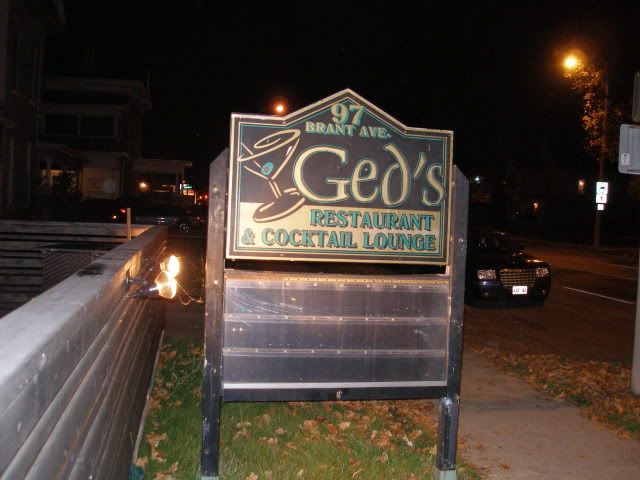 Ged's,restaurant cocktail lounge