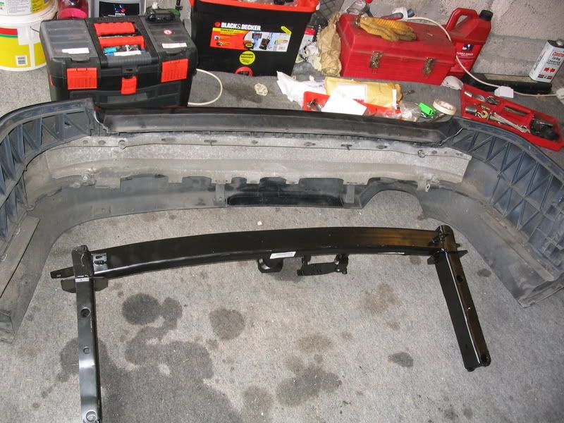 Fitting Genuine Accessory towbar to B5 A4....