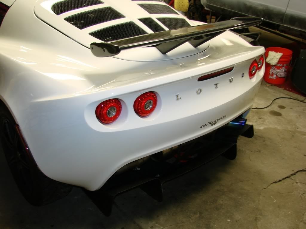 http://img.photobucket.com/albums/v516/ctnewman2/exige20.jpg