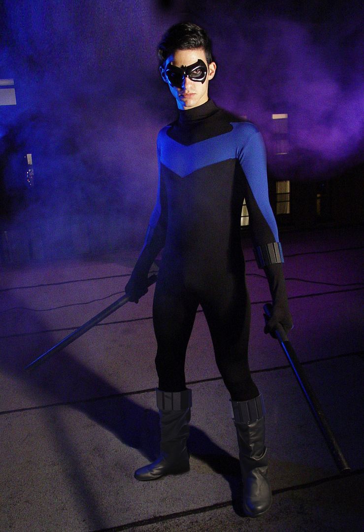 Nightwingfullbody_zps5b18b121.jpg