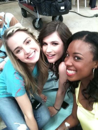 There are girls in love and rea...