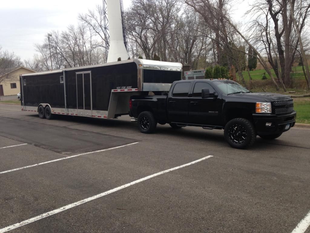 Towing gooseneck with lift? Chevy and GMC Duramax Diesel Forum
