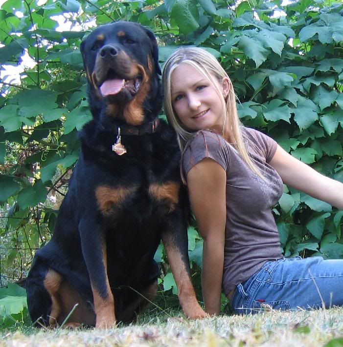 IMAGE: http://img.photobucket.com/albums/v517/ninja_ratty/jessm.jpg