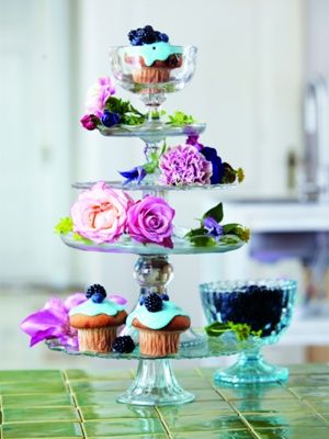 photo cake-stand_zps0c8b8a39.jpg