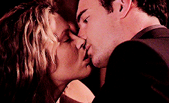 photo tumblr_nhoa9brer31u3zszdo10_250.gif