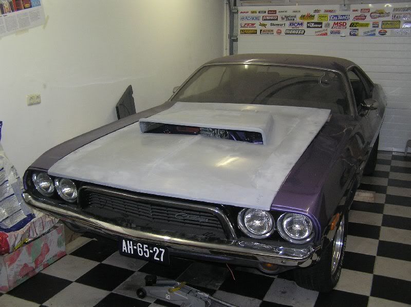 [img width=641 height=479]http://img.photobucket.com/albums/v521/72Challenger_NL/Challenger%20rebuilt/20042005002.jpg[/img]