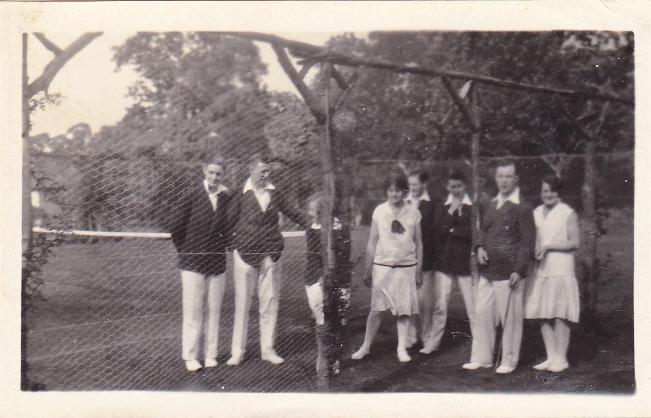 1920s_tennis_01_zps800e7059.jpg