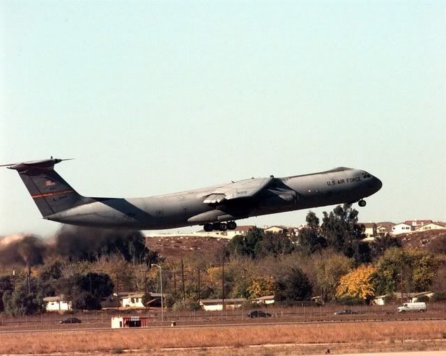 C-141B-11.jpg