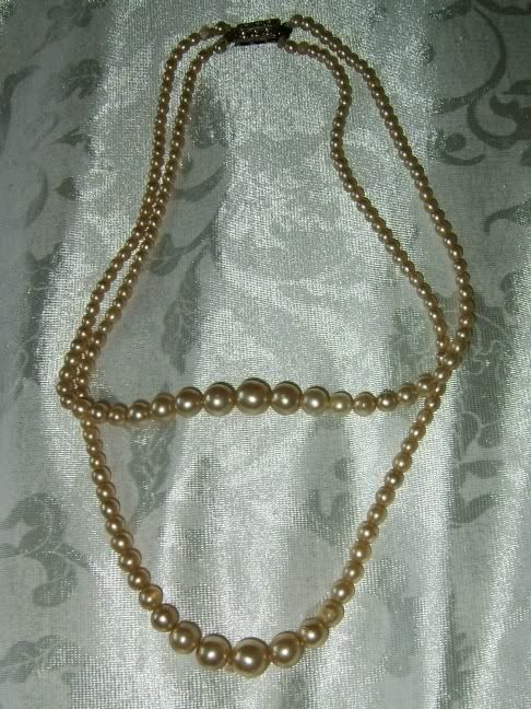 pearls2.jpg