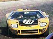 GT401049.jpg