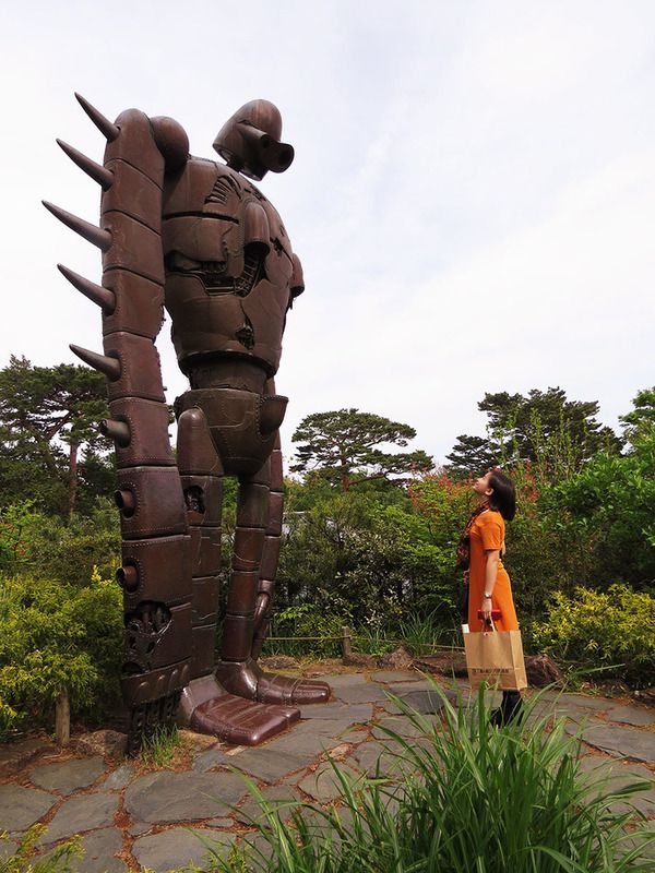 Robot Soldier from Laputa: Castle in the Sky, meet Micah of the Keybie Cafe!