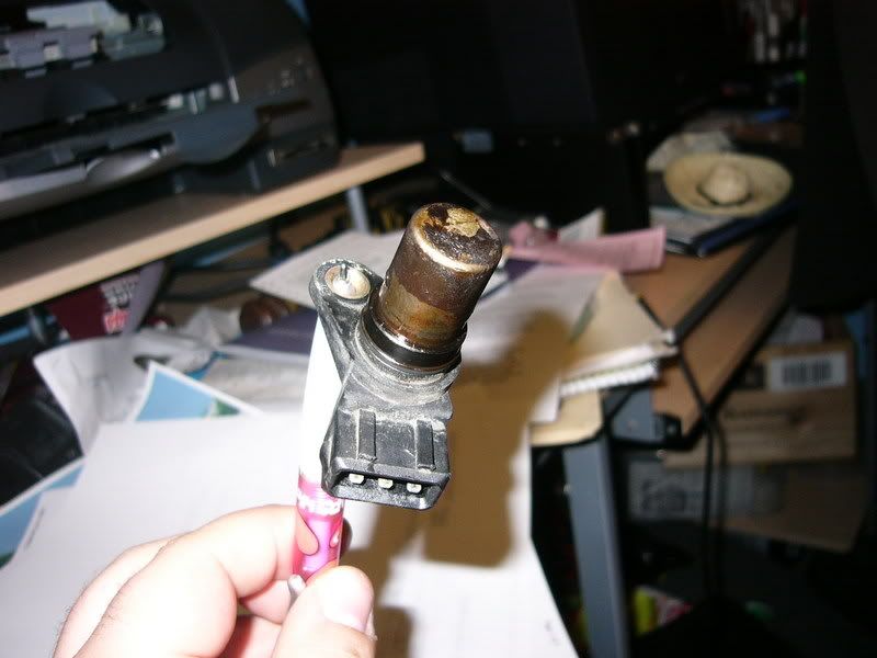 Camshaft position sensor, code 2113, cause it's dirty!