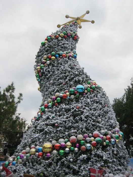 The Whoville Christmas tree. That thing is massive.