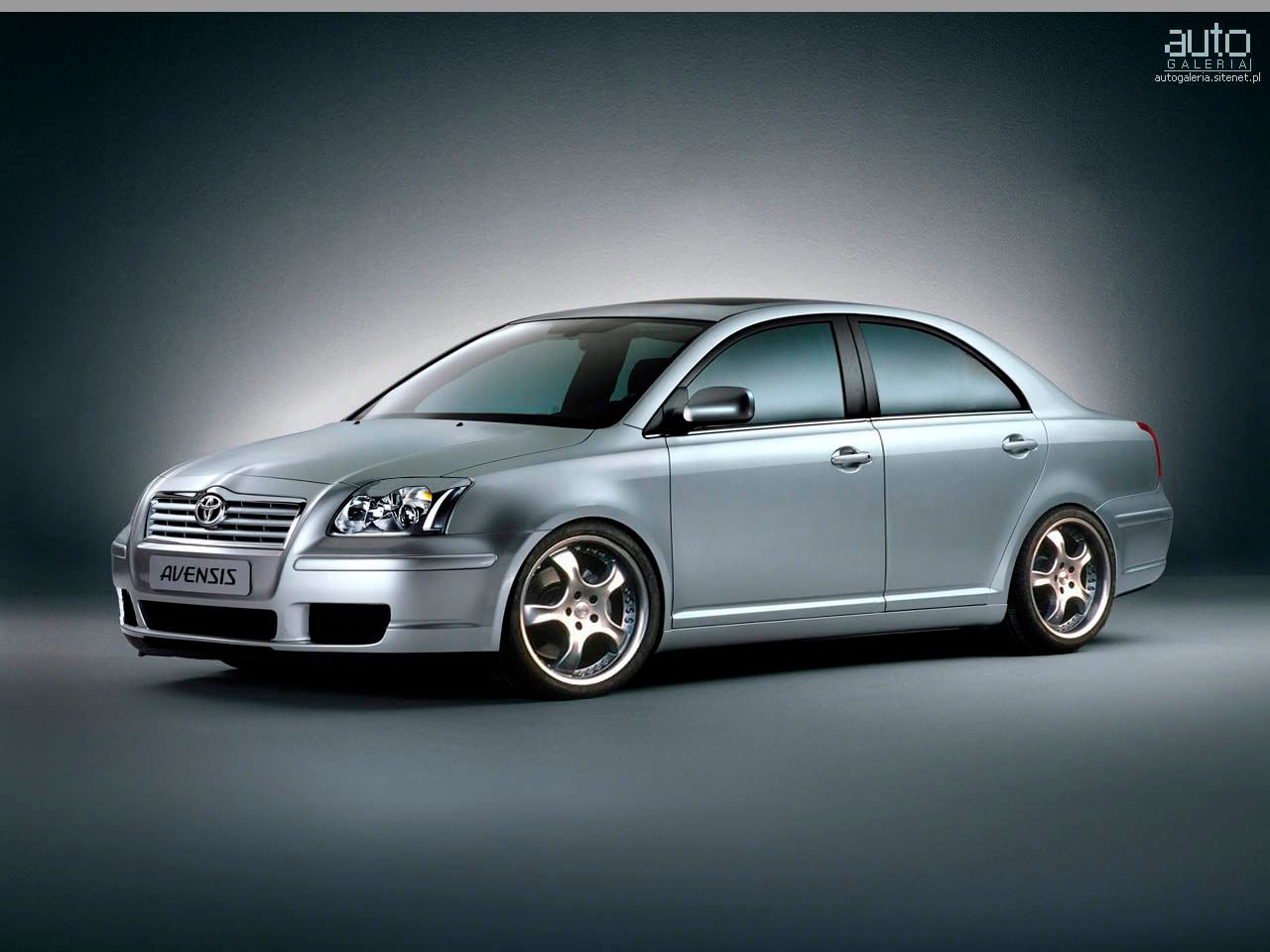 toyota_avensis_2002_01_bcopy.jpg