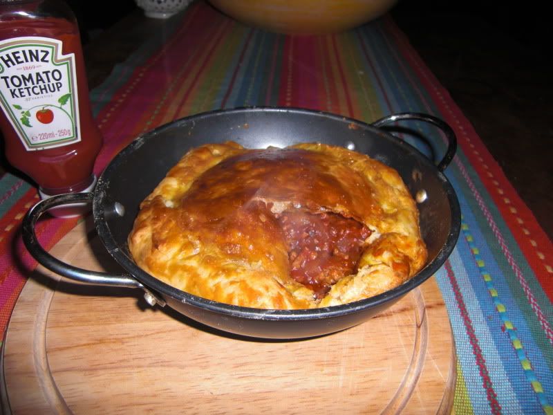 Australianmeatpie.jpg