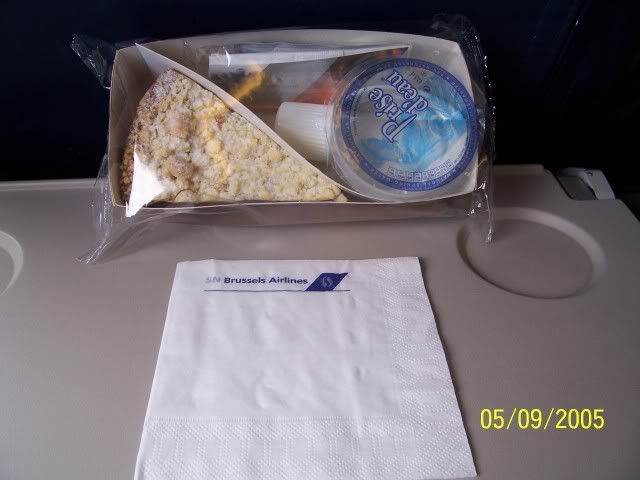 http://img.photobucket.com/albums/v602/snbafan/inflight_snack_sn2040.jpg