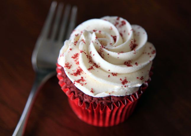 red-velvet-cupcake-646.jpg