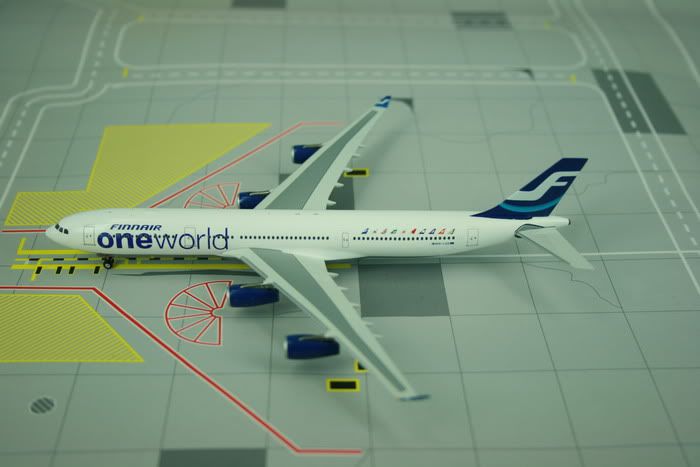 A340-300Finnaironeworldold.jpg