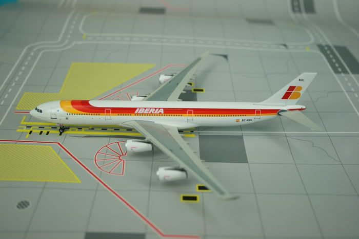 A340-300Iberia.jpg