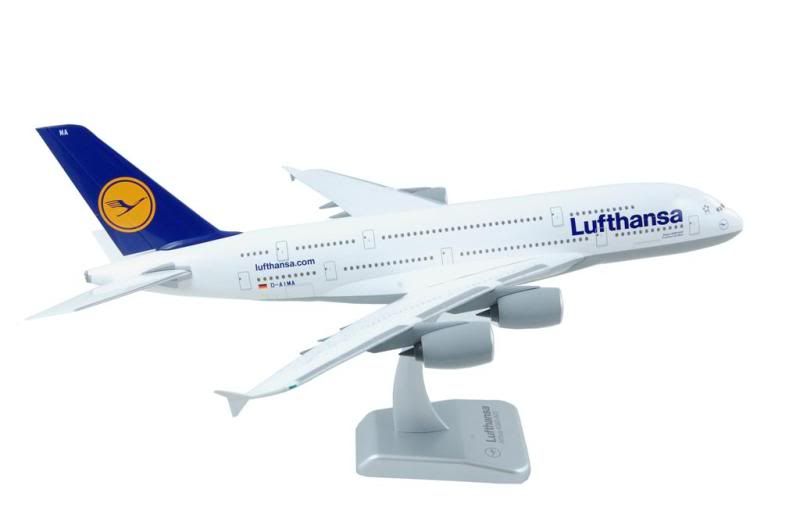 LH01_Airbus_A380-800_Lufthansa_1_200_7_Large.jpg