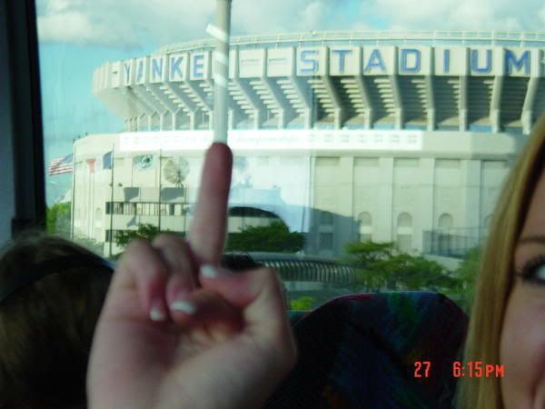 flipoffyankeestadium.jpg