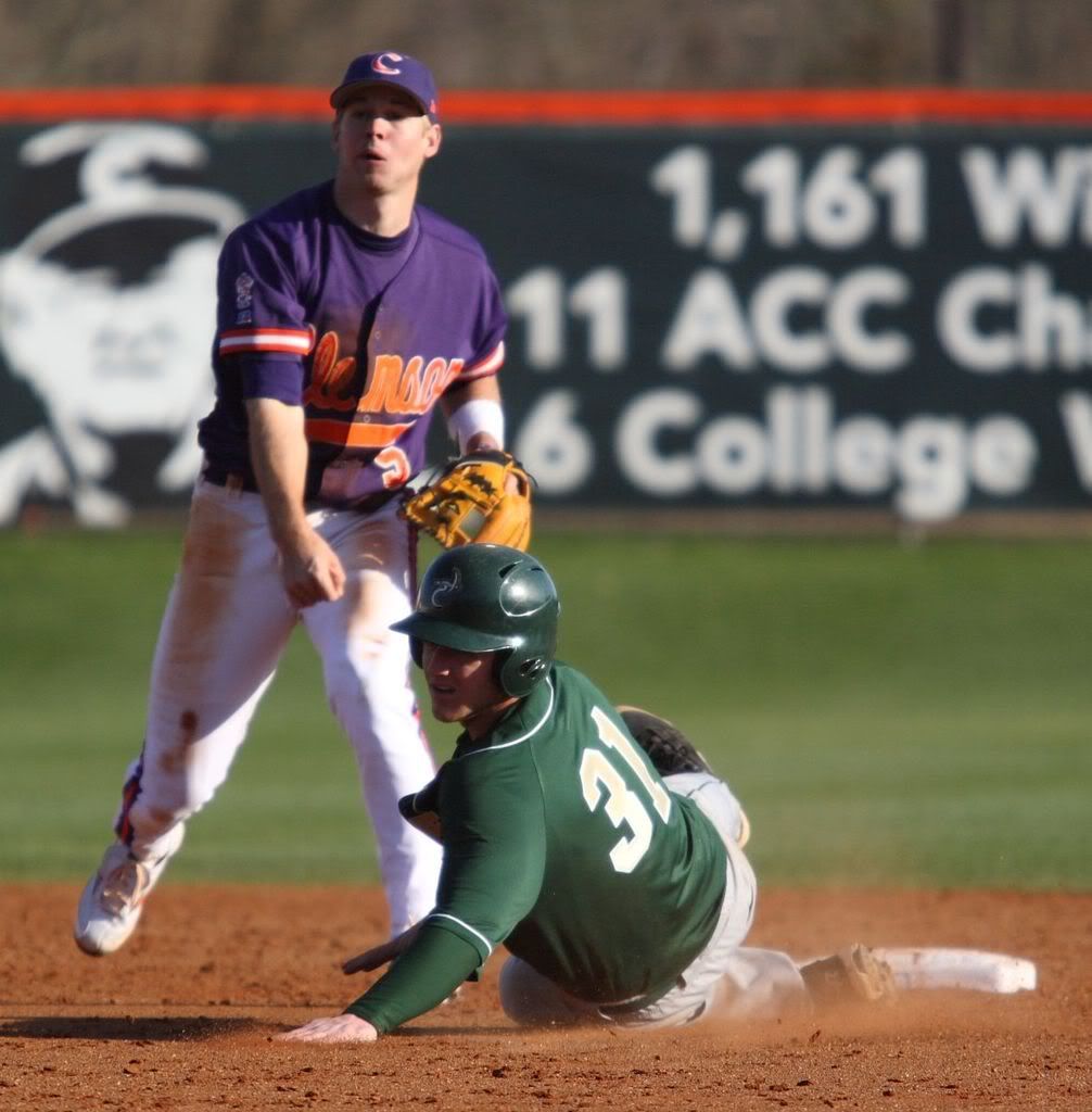 IMAGE: http://img.photobucket.com/albums/v607/badd666/vsCharlotteBase/IMG_3628_resized.jpg