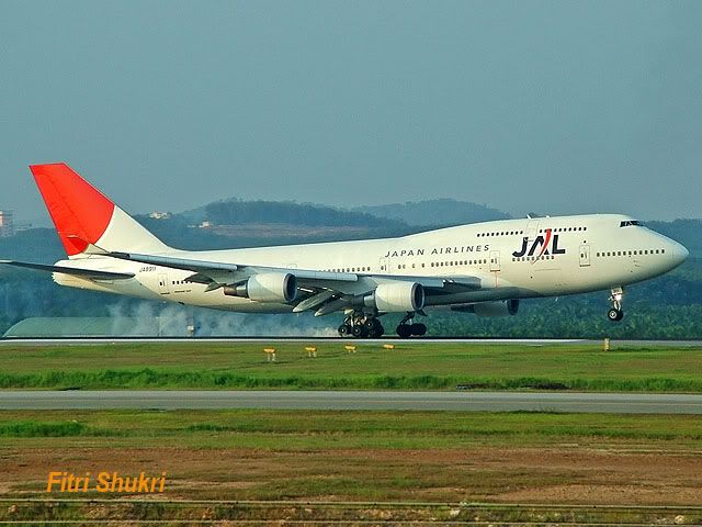 JAL_Landing2_1.jpg