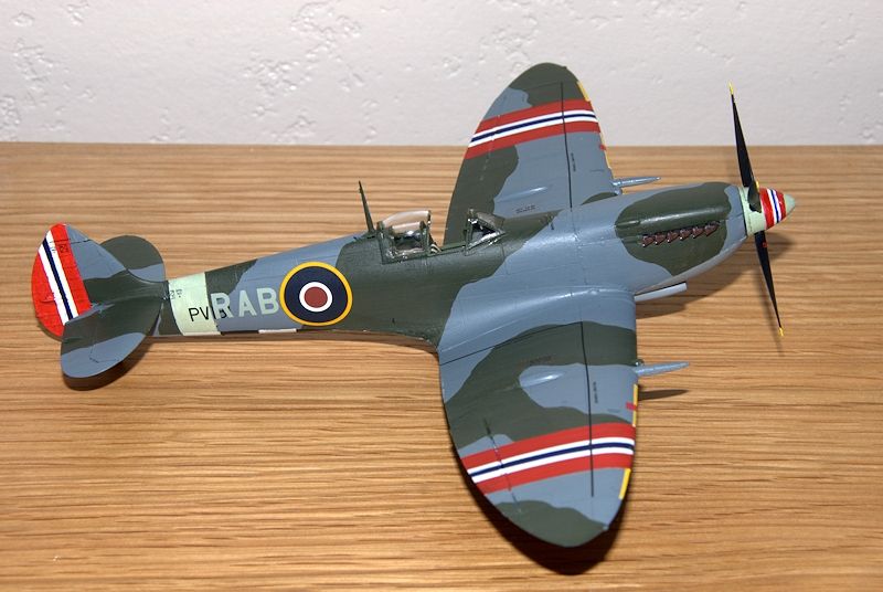 http://img.photobucket.com/albums/v609/CMVH/Spitfire%20April%202014/DSC_8411-1_zps635faaf3.jpg
