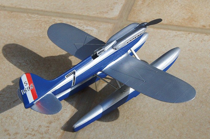 http://img.photobucket.com/albums/v609/CMVH/Spitfire%20models/DSC_3109.jpg
