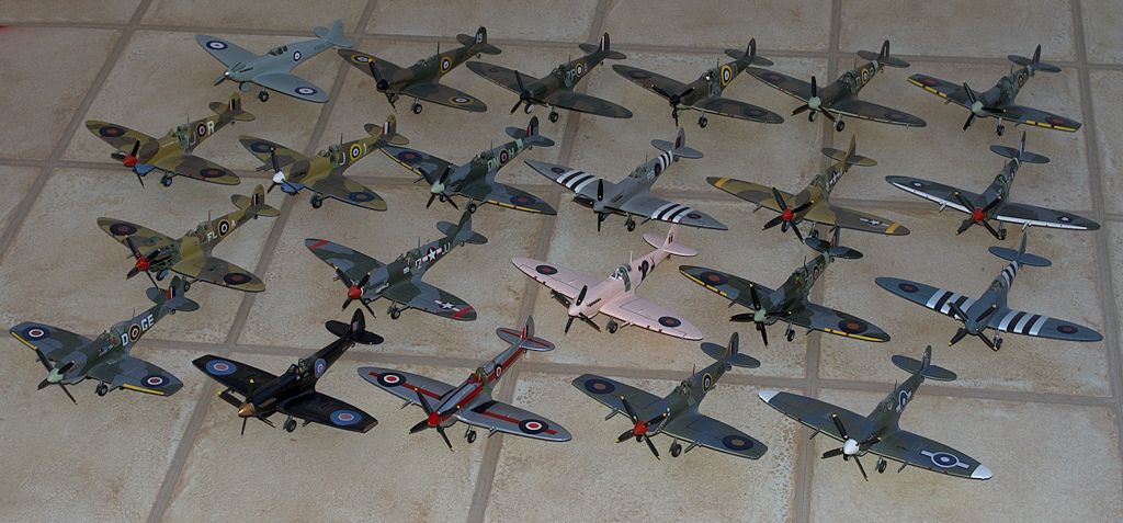 http://img.photobucket.com/albums/v609/CMVH/Spitfire%20models/DSC_6296-1_zps7c988387.jpg