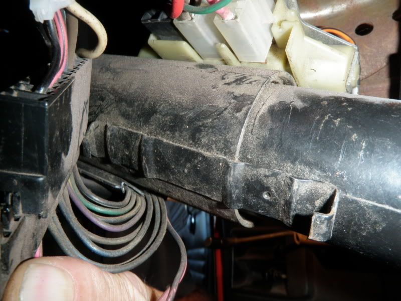 Ignition switch still no power out, pics this time! Team Camaro Tech