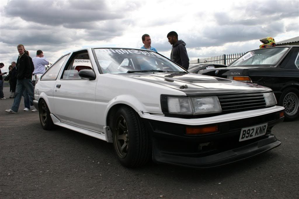 [Image: AEU86 AE86 - Tuner GP - Donington Park 17/09/2005]