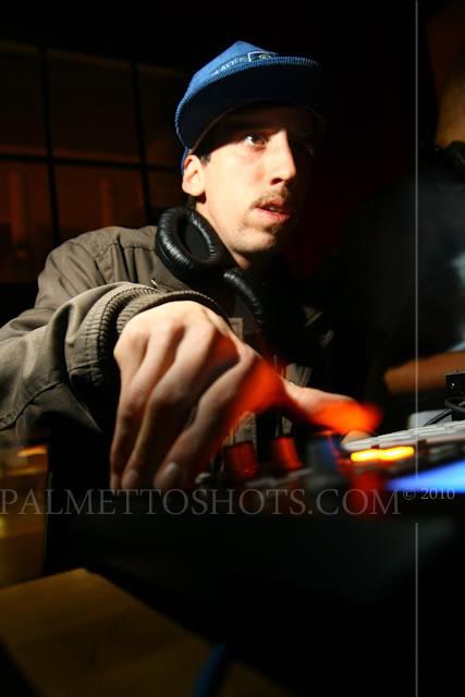 IMAGE: http://img.photobucket.com/albums/v615/integra_kid_rz/4-3.jpg