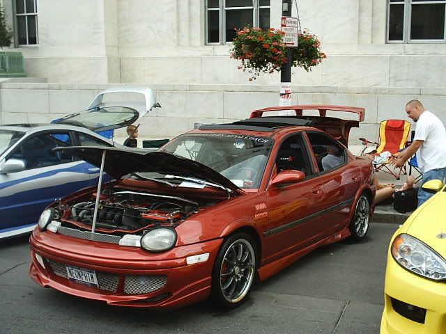 http://img.photobucket.com/albums/v618/customlowz/Judgement%20Day%202003/Album2/S2010047.jpg
