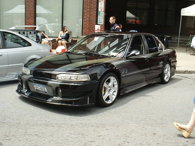 http://img.photobucket.com/albums/v618/customlowz/Judgement%20Day%202003/Album2/S2010068.jpg