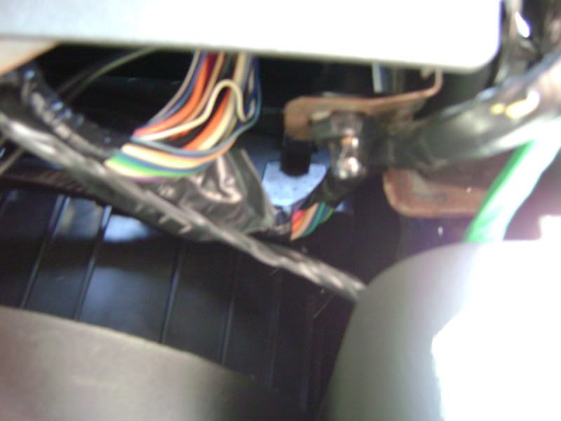 How To Fix Your Under Hood Light (In 5 minutes or less!)