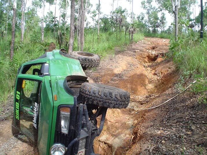 crazy jeeps. crazy Army Jeeps because