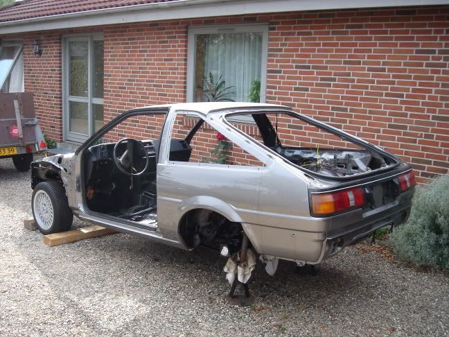 [Image: AEU86 AE86 - My little (not really...) p...ll done?!?]